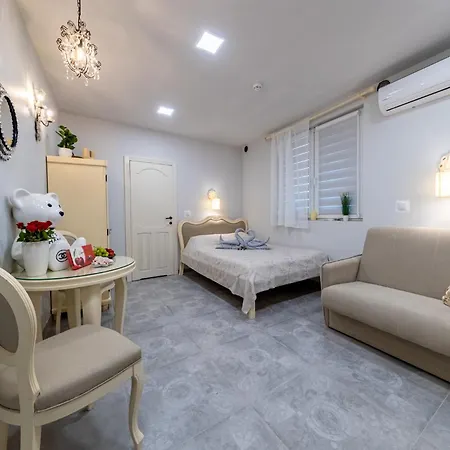 Aparthotel Pomorska 3*