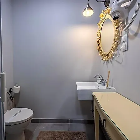 Lägenhetshotell Pomorska 3*